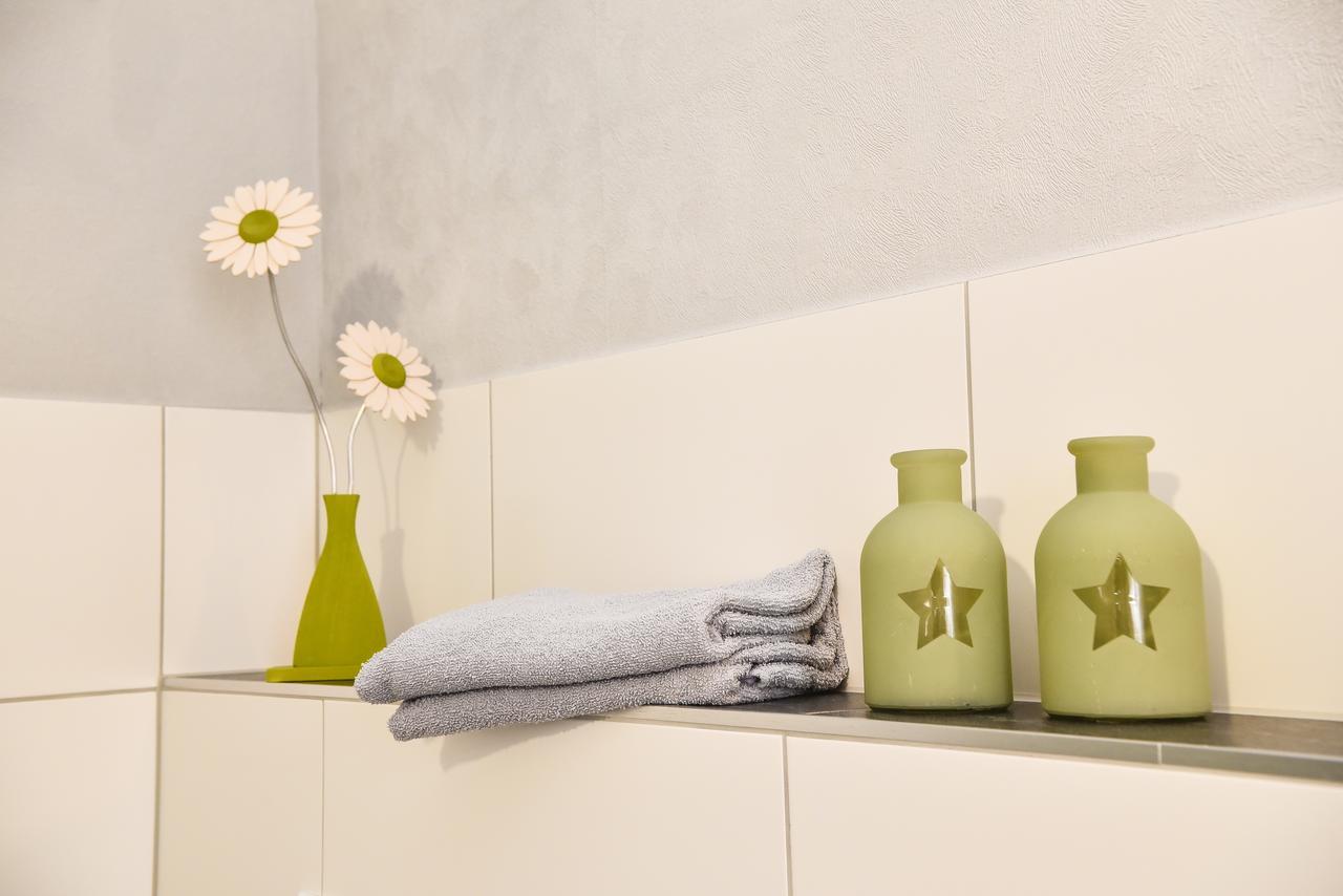 Ferienwohnung Schwarz & Weiss 아이제나흐 외부 사진